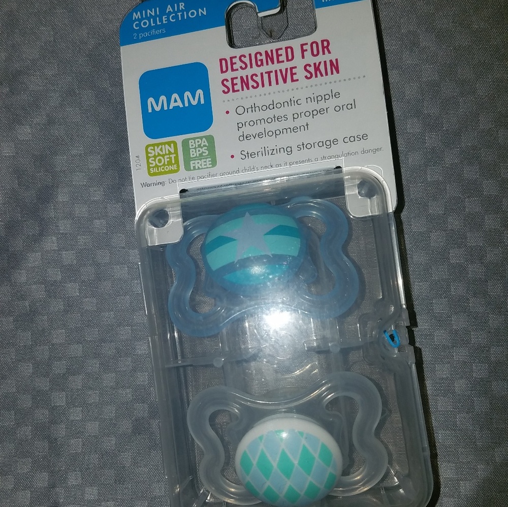 🚫 SOLD 🚫 MAM Pacifier - Picture 2 of 2